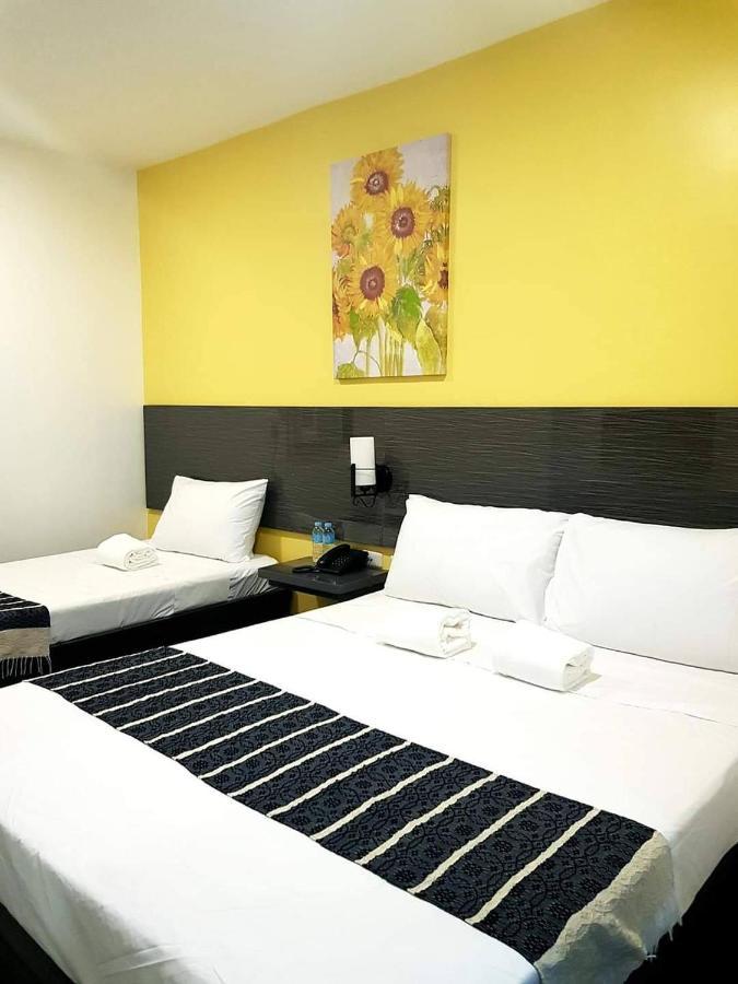 Ialodge Ormoc Eksteriør bilde