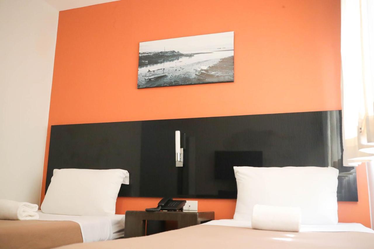 Ialodge Ormoc Eksteriør bilde